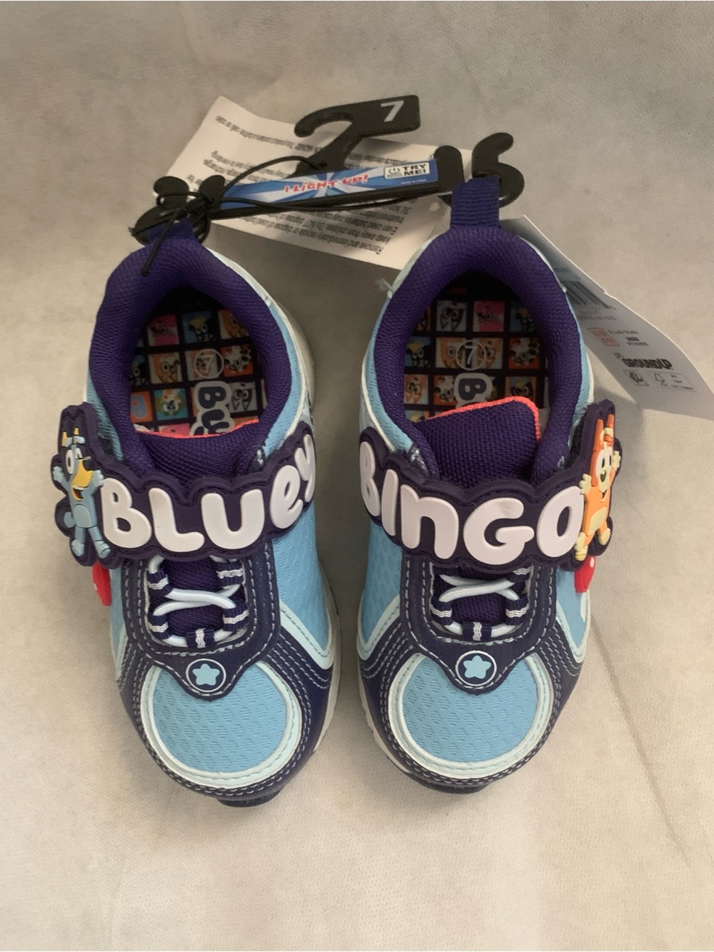 NWT Disney Bluey Bingo Light Up Toddler Boys Sneakers Shoes Size 7